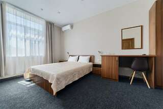 Гостиница HitOtel Волгоград Стандартный двухместный номер с 1 кроватью-1